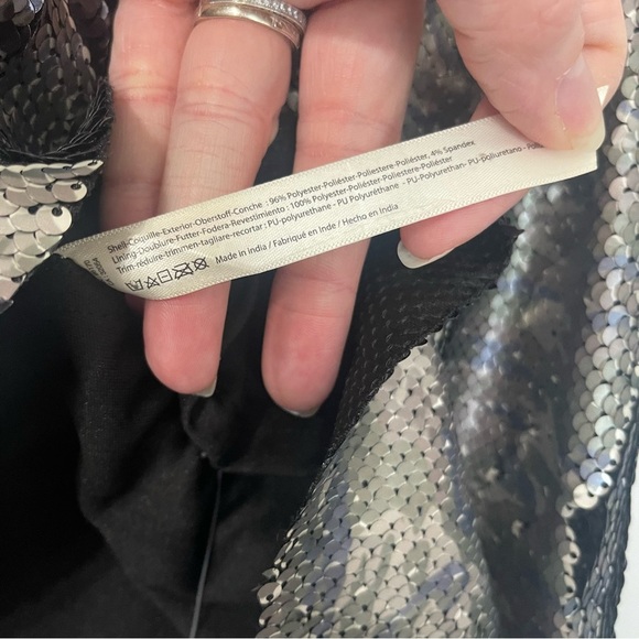 Free People NWT Reversible Sequin Camo Mini Skirt Flip
Sequins Camouflage - Sz 4 - Picture 13 of 14